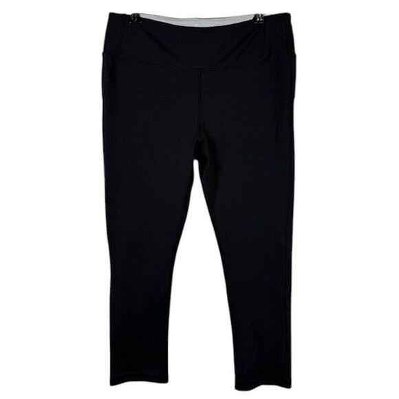 Marika Black Pedal Pusher Crop Size Medium - Picture 1 of 10
